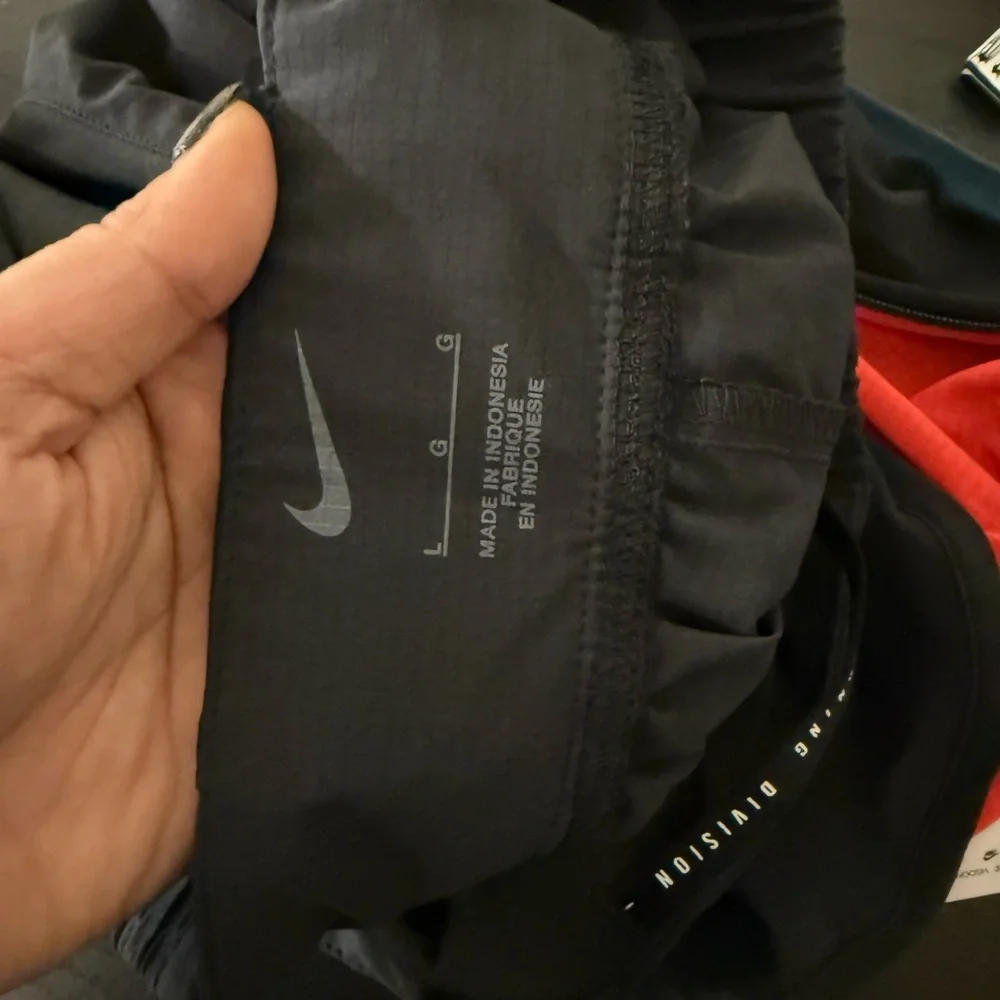 Nike NEW Running Division Black Shorts with Red Highlights NWT Size Large (L)
